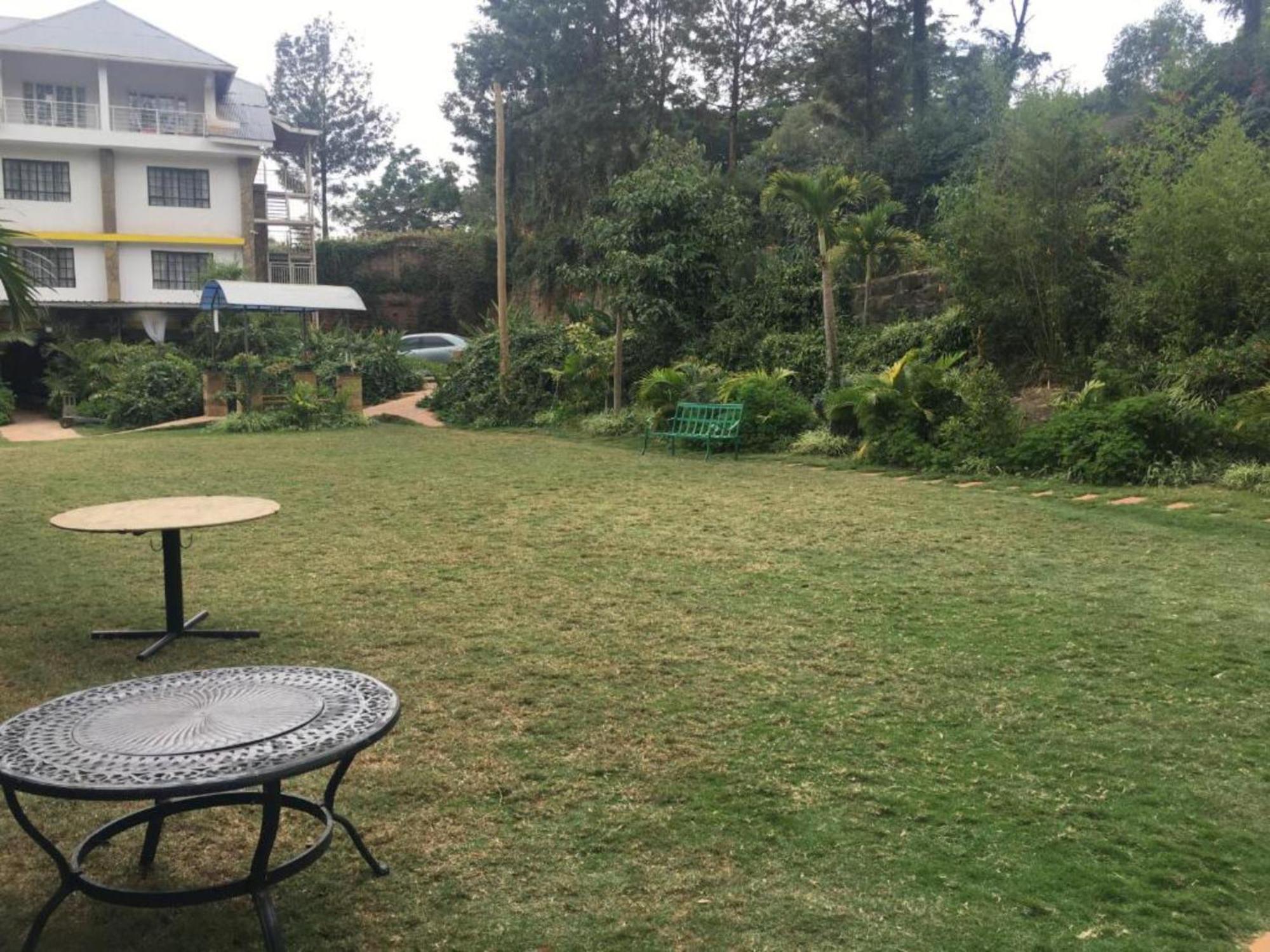 Hotel Tobriana Nairobi Esterno foto