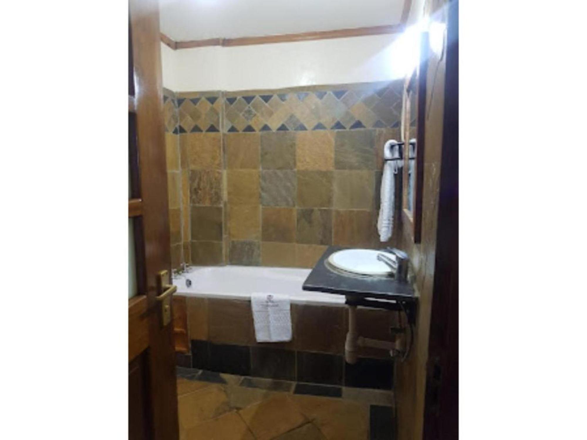 Hotel Tobriana Nairobi Esterno foto